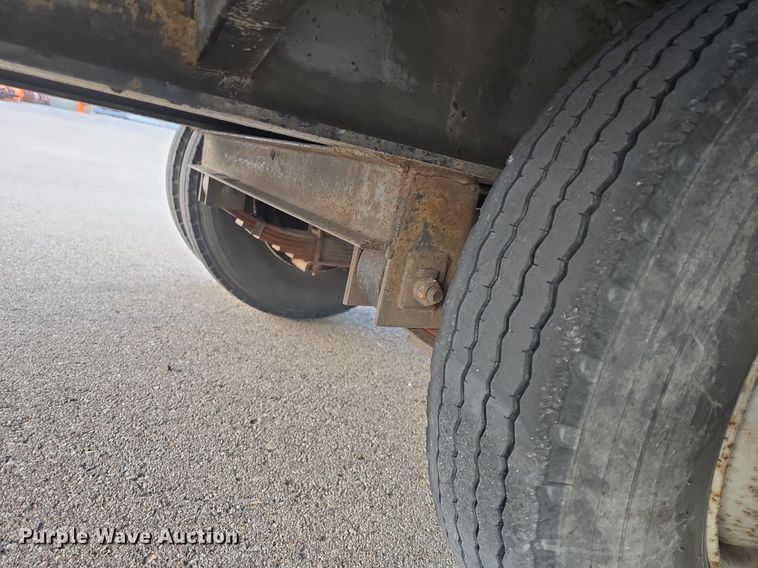 image for item EK2155 2006 Felling equipment trailer