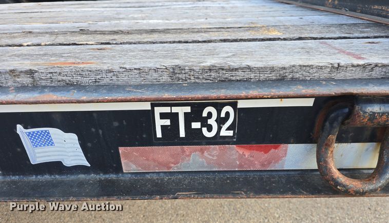 image for item EK2155 2006 Felling equipment trailer