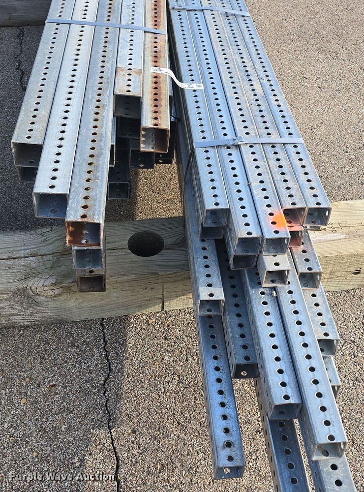 image for item EK2156 (50) sign posts