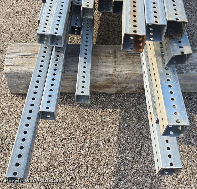 image for item EK2156 (50) sign posts