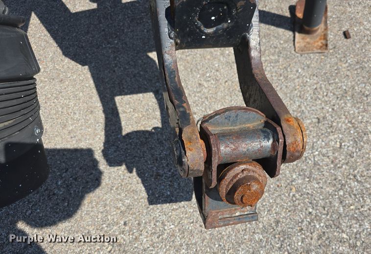 image for item EK6445 Bush Hog batwing rotary mower