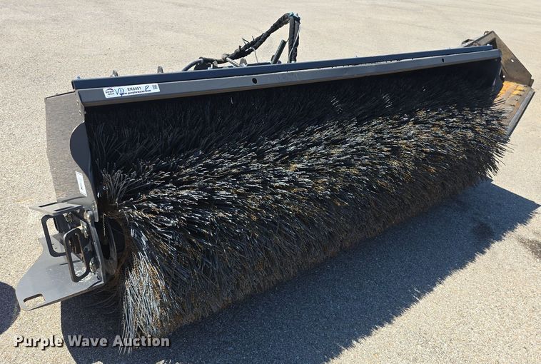 image for item EK6451 2015 Case  skid steer broom