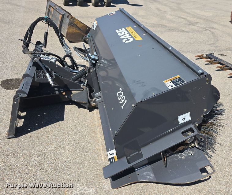 image for item EK6451 2015 Case  skid steer broom