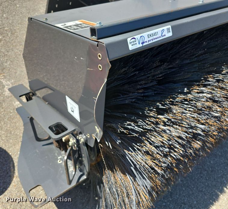 image for item EK6451 2015 Case  skid steer broom