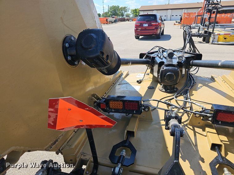 image for item EK6457 2018 Land Pride Commander RC5615 Series 2 batwing rotary mower