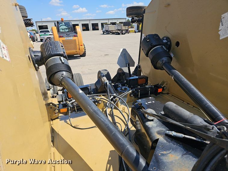 image for item EK6457 2018 Land Pride Commander RC5615 Series 2 batwing rotary mower