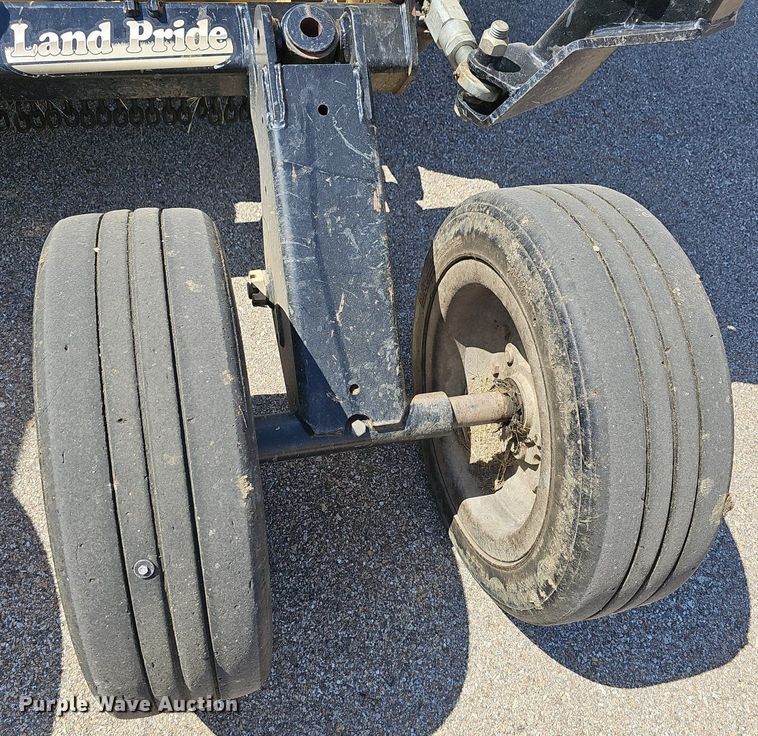 image for item EK6457 2018 Land Pride Commander RC5615 Series 2 batwing rotary mower