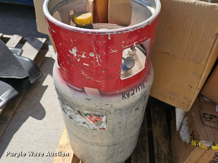 image for item EK6464 Equipment