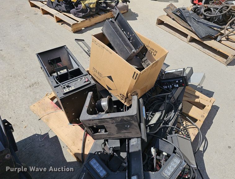 image for item EK6464 Equipment