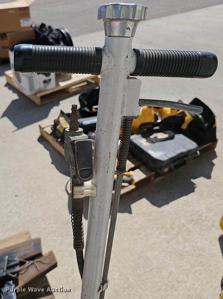 image for item EK6466 Tools