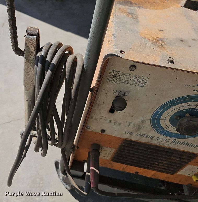 image for item EK6474 Airco Bumblebee  welder