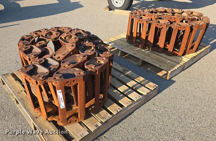 image for item EK6475 Grouser over the tire skid steer tracks