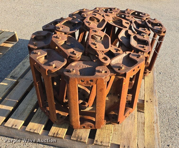 image for item EK6475 Grouser over the tire skid steer tracks