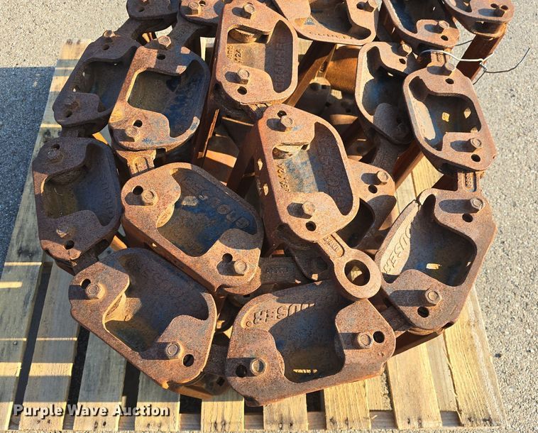 image for item EK6475 Grouser over the tire skid steer tracks