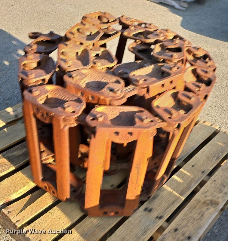 image for item EK6475 Grouser over the tire skid steer tracks