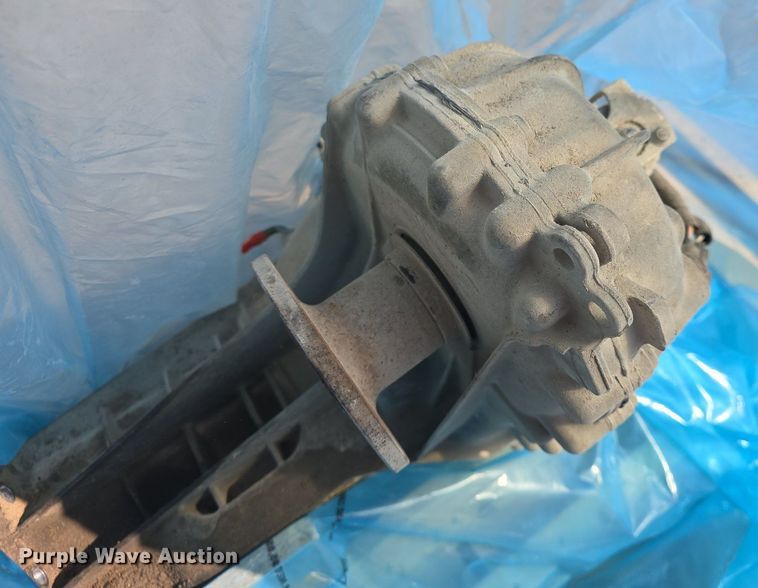 image for item EK6482 Ford transmission case