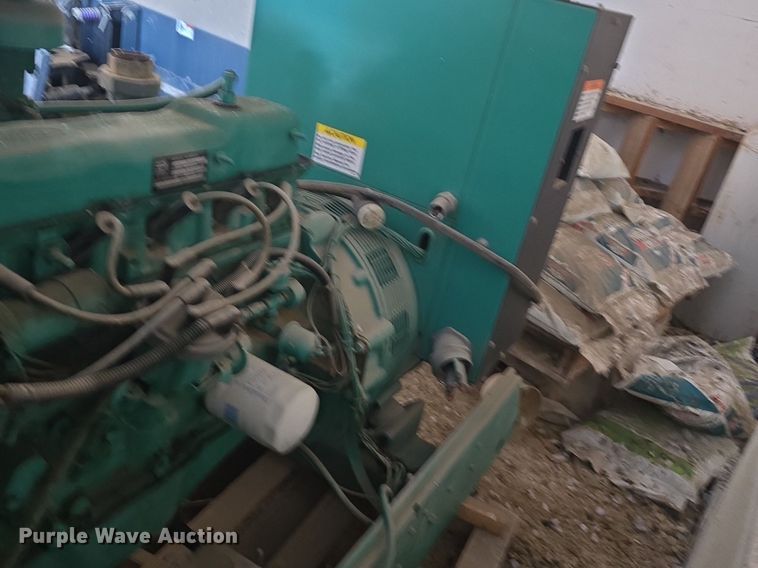 image for item EK6484 Cummins Onan generator