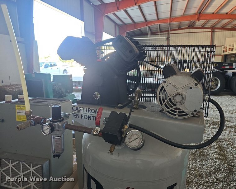 image for item EK6487 Iron Horse  IHD6160V1 air compressor