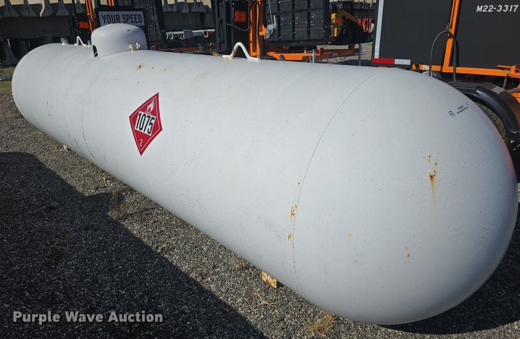 image for item EK6489 Propane tank