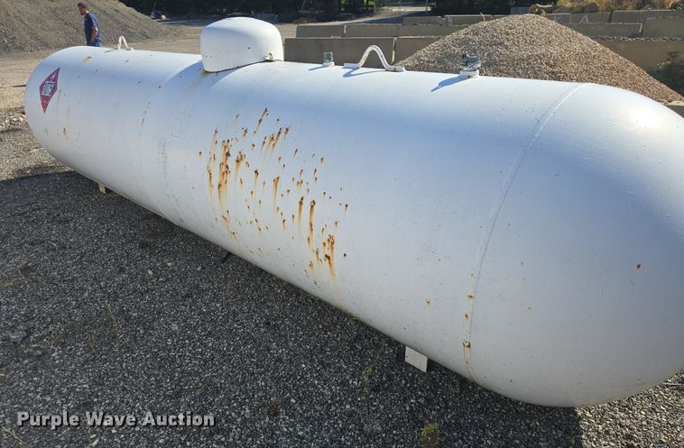 image for item EK6490 Propane tank 