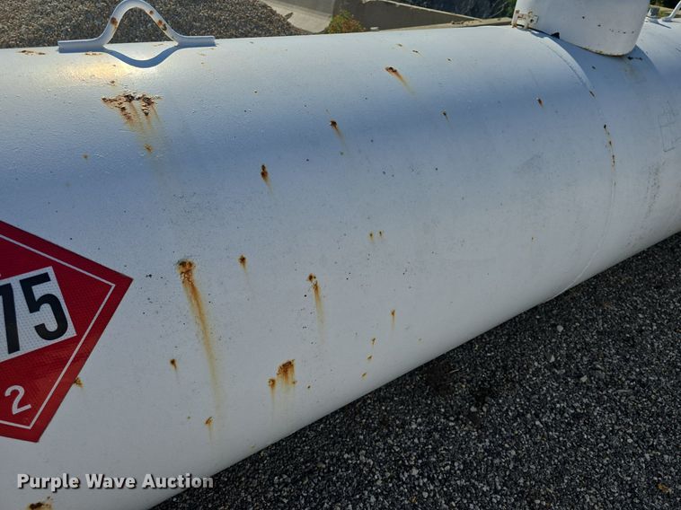 image for item EK6490 Propane tank 