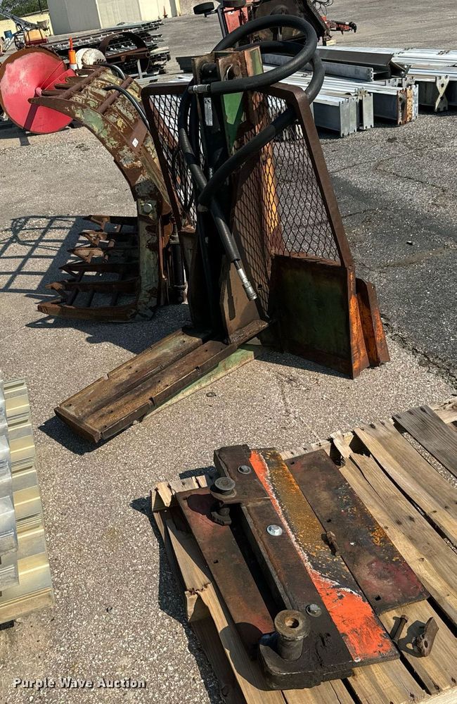 image for item MV9153 (2) skid steer attachments