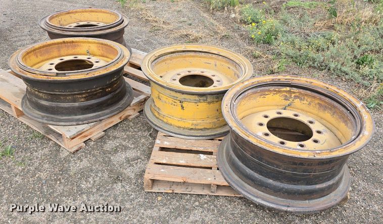 image for item DS4735 (3) Michelin 14.00R24 tires and wheels 