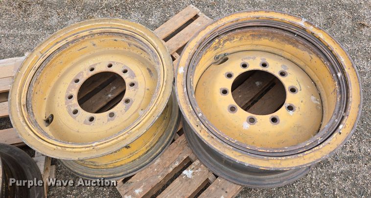 image for item DS4735 (3) Michelin 14.00R24 tires and wheels 