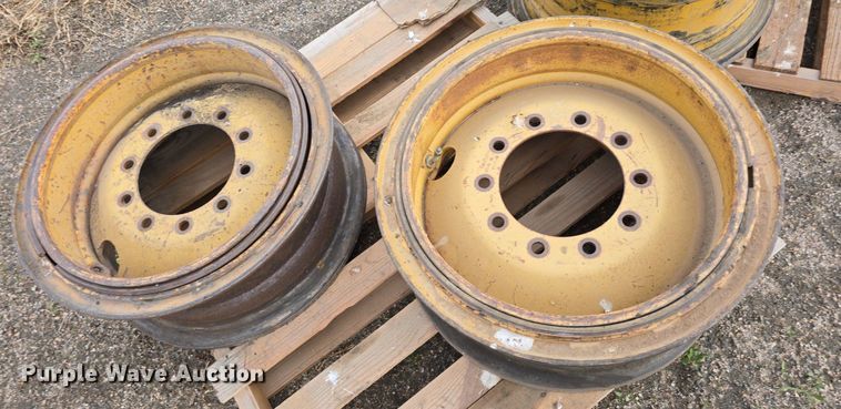 image for item DS4735 (3) Michelin 14.00R24 tires and wheels 