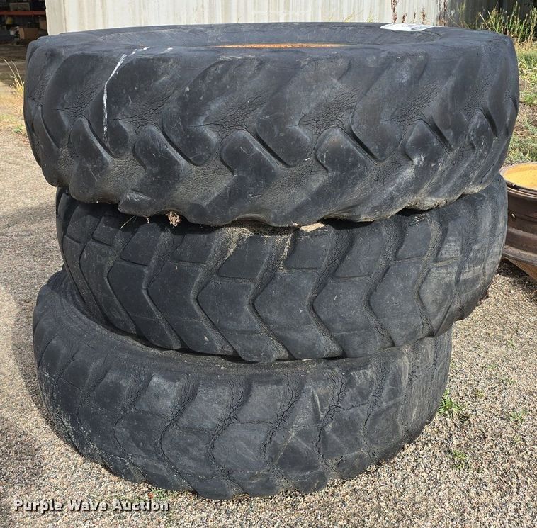 image for item DS4735 (3) Michelin 14.00R24 tires and wheels 