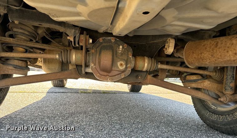 image for item EG9838 2004 Ford Escape XLT SUV