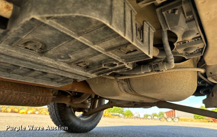 image for item EG9838 2004 Ford Escape XLT SUV