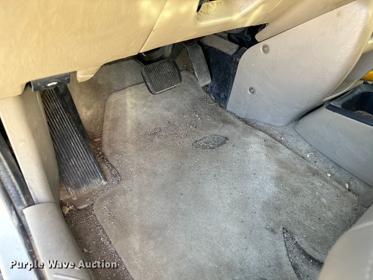 image for item EG9838 2004 Ford Escape XLT SUV