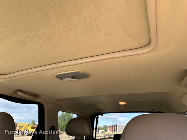 image for item EG9838 2004 Ford Escape XLT SUV