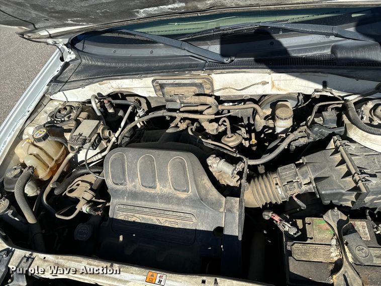 image for item EG9838 2004 Ford Escape XLT SUV