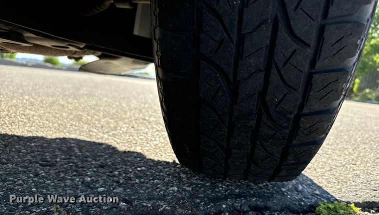 image for item EG9838 2004 Ford Escape XLT SUV