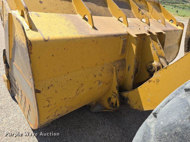 image for item EG9839 1990 Caterpillar 966F wheel loader