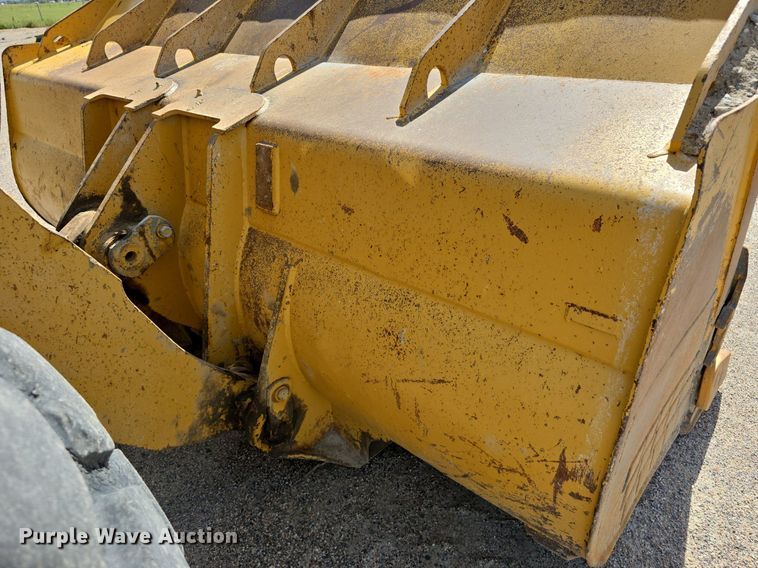 image for item EG9839 1990 Caterpillar 966F wheel loader