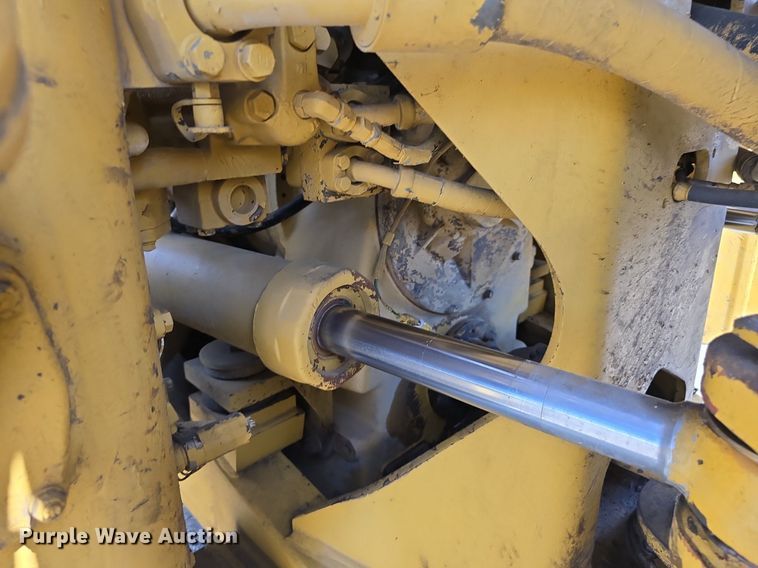 image for item EG9839 1990 Caterpillar 966F wheel loader