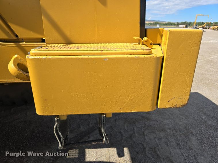 image for item EG9839 1990 Caterpillar 966F wheel loader