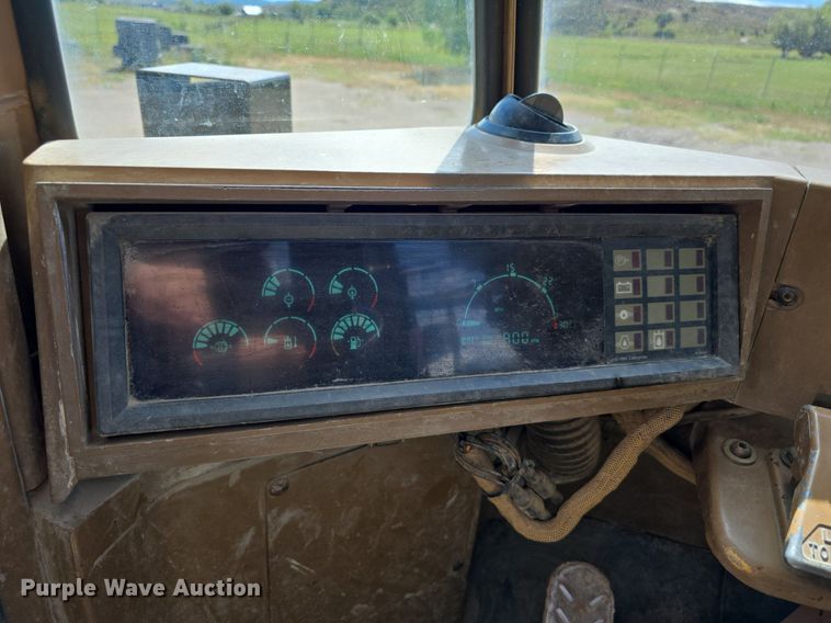 image for item EG9839 1990 Caterpillar 966F wheel loader