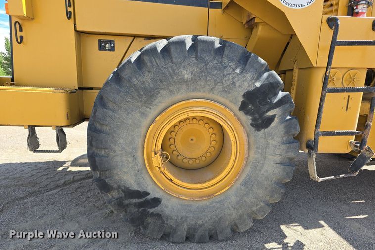image for item EG9839 1990 Caterpillar 966F wheel loader