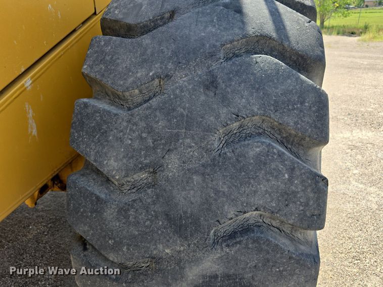 image for item EG9839 1990 Caterpillar 966F wheel loader