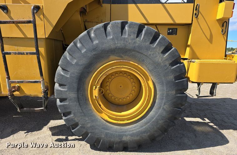 image for item EG9839 1990 Caterpillar 966F wheel loader