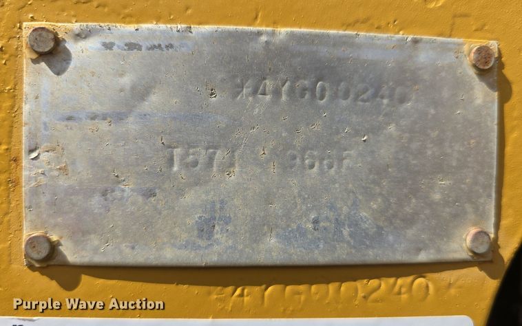 image for item EG9839 1990 Caterpillar 966F wheel loader