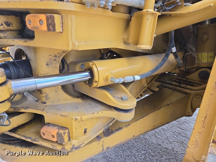 image for item EG9840 2012 Caterpillar 740B haul truck