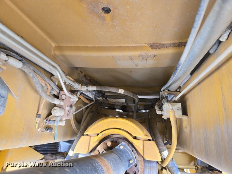 image for item EG9840 2012 Caterpillar 740B haul truck