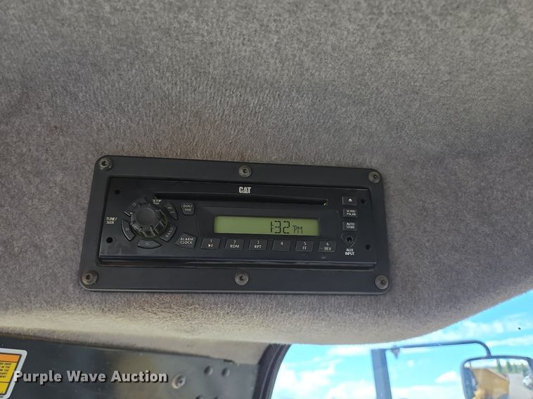 image for item EG9840 2012 Caterpillar 740B haul truck