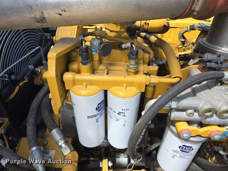 image for item EG9840 2012 Caterpillar 740B haul truck