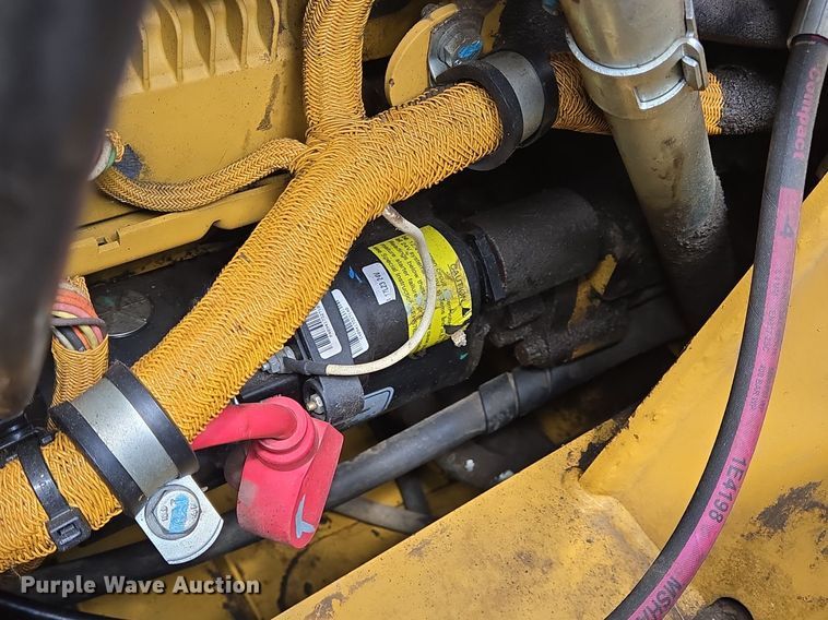 image for item EG9840 2012 Caterpillar 740B haul truck